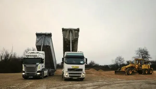 Benne camion